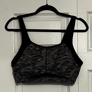 Ambrielle 38DD Sports Bra w/ Underwire